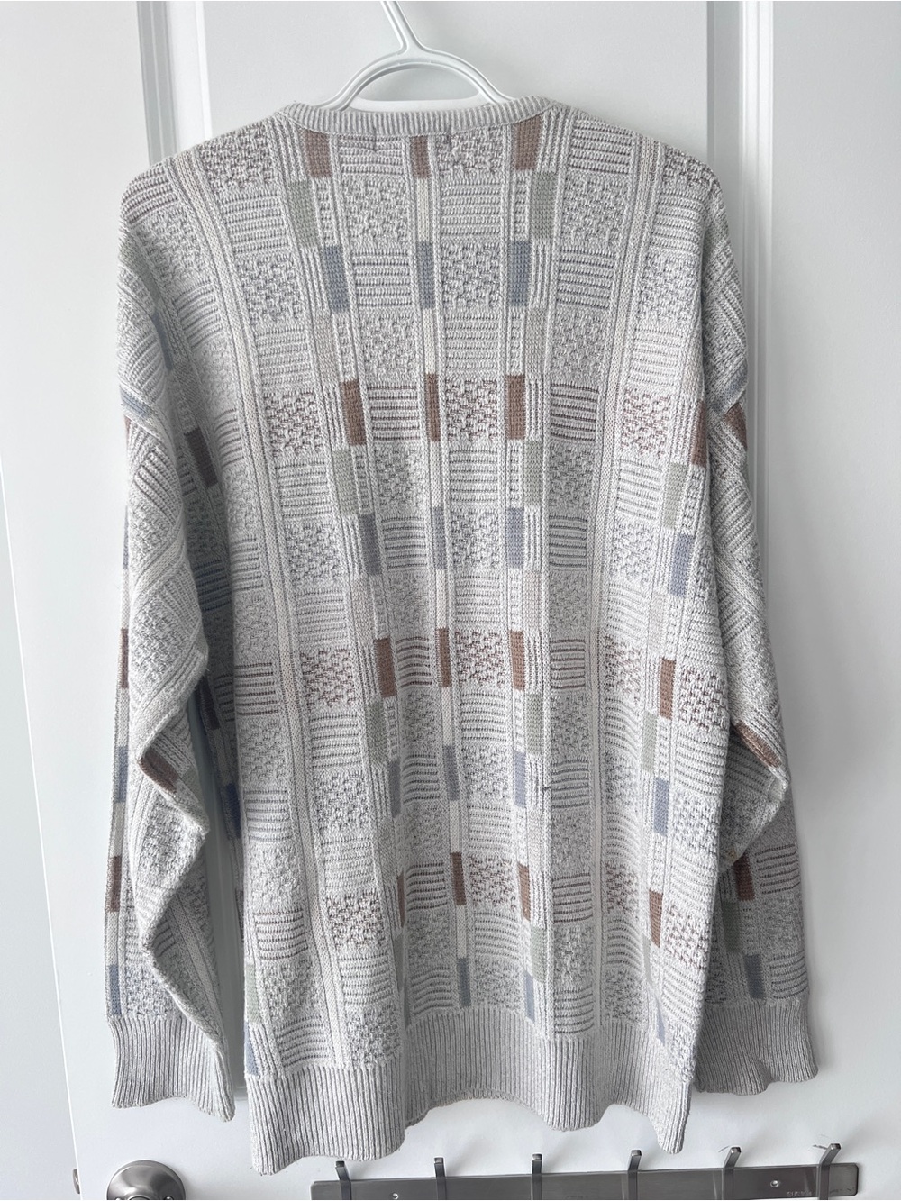 Men Sweaters Bundle - Picture 9 of 14